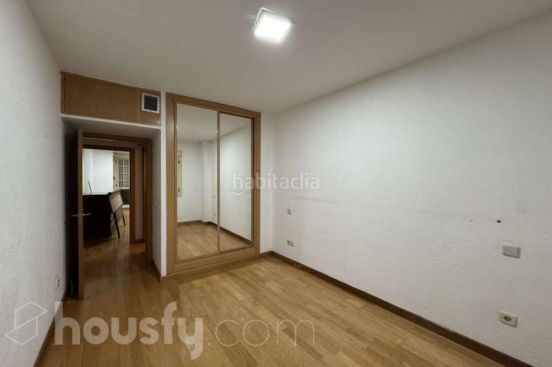 Foto 8da4e963-4d18-4b6a-b285-c6eb428fb9a3. Rent flat in calle enrique velasco . in Numancia Madrid