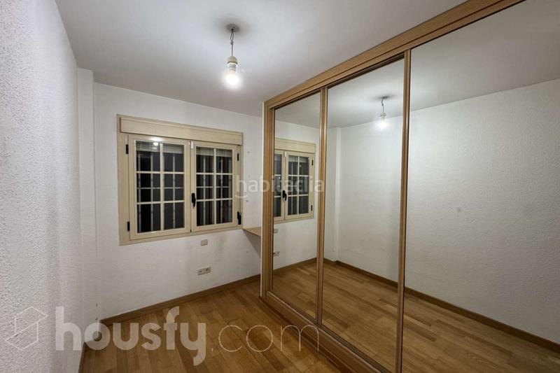 Foto a5e129c7-e32e-45ff-9549-0c26eb7dbd9c. Rent flat in calle enrique velasco . in Numancia Madrid