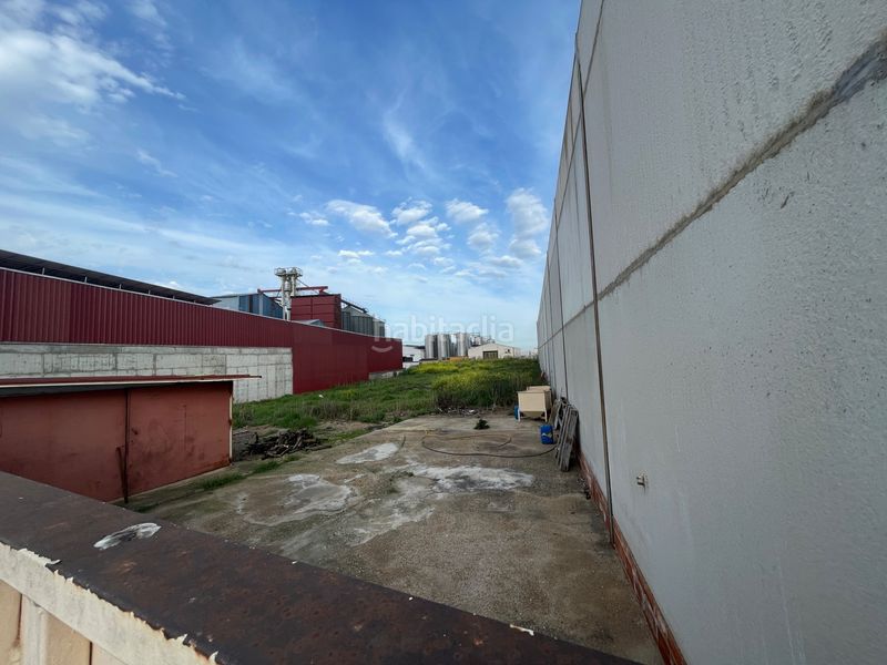 Foto b1f8fb22-baa4-4498-8ff0-944234a7974a. Area edificabile industriale in calle trise 4 in Arroyo de San Serván