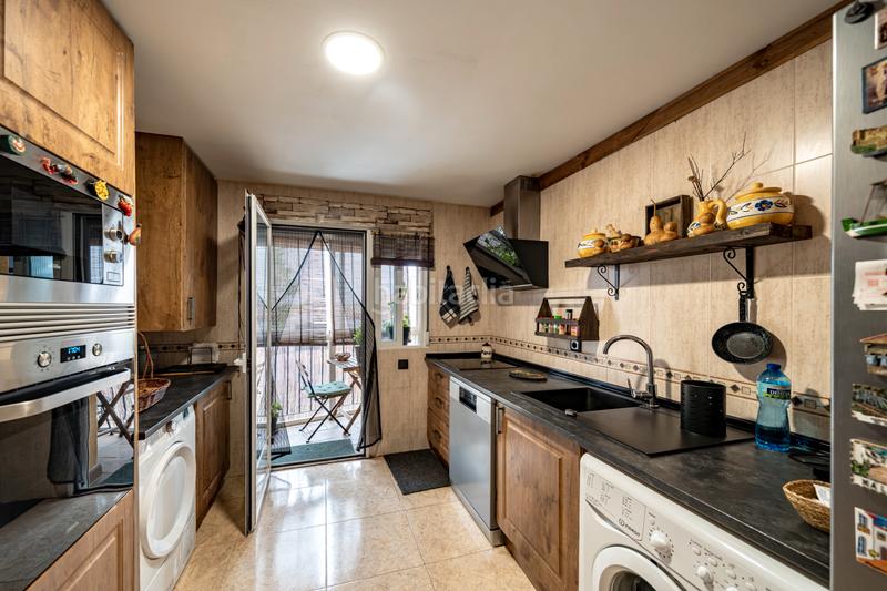 Foto f043a3ca-701b-46b2-ba8e-360f9044172a. Dúplex amb calefacció a Pioz