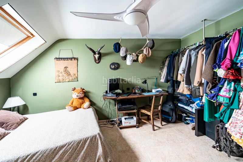 Foto f4ca6fc8-86dd-4d09-b634-8df39df407c1. Dúplex amb calefacció a Pioz