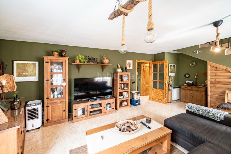 Foto fab849e1-2bf3-4dbc-b01d-c7f74c1e95b1. Dúplex amb calefacció a Pioz