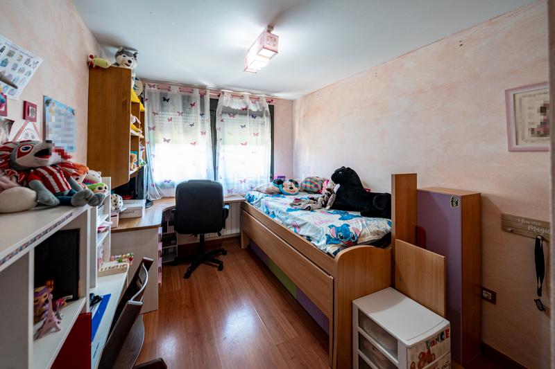 Foto ab4ca837-8205-4341-bc05-477c405a3b2e. Maison jumelée dans calle mar de ontígola 16 dans Villalbilla pueblo Villalbilla