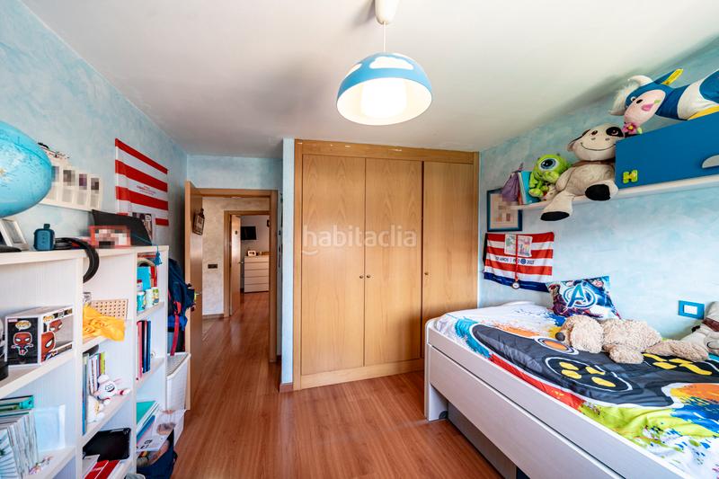 Foto fc3e559b-6abe-40d4-9bf5-af1868b5dffb. Maison jumelée dans calle mar de ontígola 16 dans Villalbilla pueblo Villalbilla