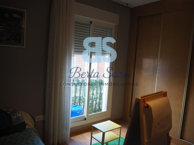 Foto ff5bd033-3440-4bb8-9572-204aa441cadf. Dúplex amb calefacció piscina a Villalbilla pueblo Villalbilla