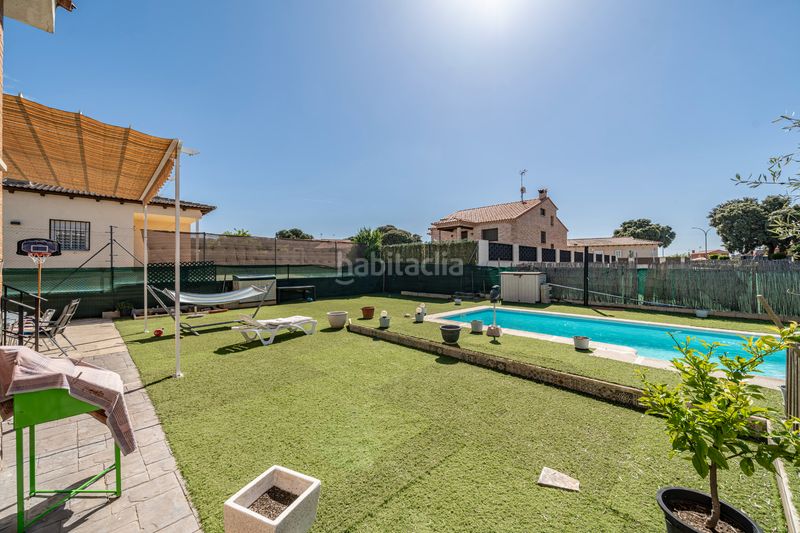 Foto 4739d97e-b6f6-4b1d-b49b-3869db4fd86f. Chalet  independiente con piscina en Chiloeches