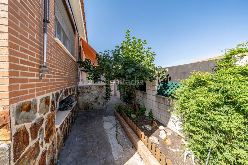 Foto 4a22d33d-dd44-4dfa-b3da-eb91ed6a186d. Chalet  independiente con piscina en Chiloeches