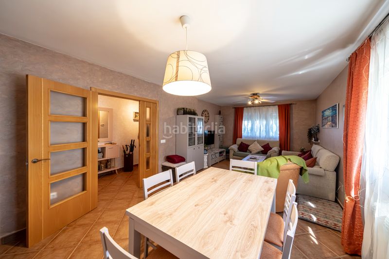 Foto a501393c-2164-4007-bb61-b84d942f542c. Chalet  independiente con piscina en Chiloeches