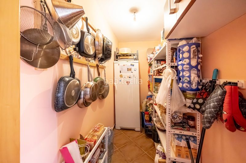 Foto e45f0013-0e5a-4aa6-9bd7-6ff8c2d42cad. Chalet  independiente con piscina en Chiloeches