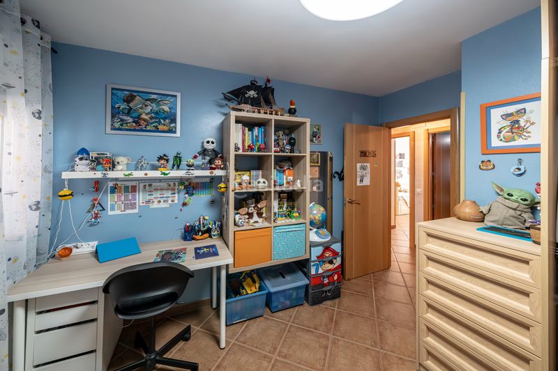 Foto e9d06a32-7f9a-4994-9d2c-9604406e072a. Chalet  independiente con piscina en Chiloeches