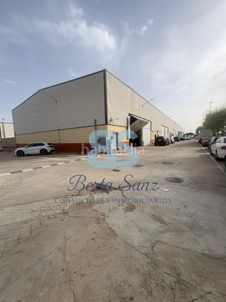 Foto 8d2cbd4d-d0ed-4eb7-83a2-a3af4dea08d8. Nau industrial amb calefacció a Anchuelo