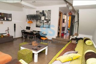 Reihenhaus  Calle pablo picasso. Chalet de 4 dormitorios