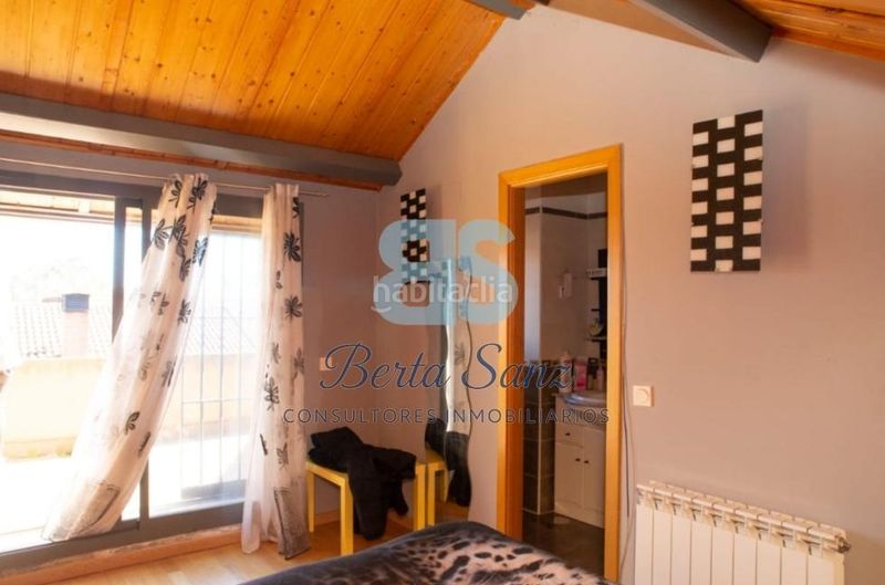 Foto ea58c6d8-c81c-4025-b715-2e3d586c8531. Casa adossada amb calefacció aparcament a Pioz