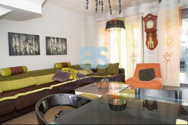Foto fe4d7fc3-50e9-4514-9f94-3fa3d19b57a4. Casa adossada amb calefacció aparcament a Pioz