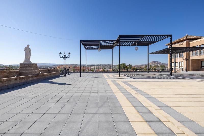 Foto 0c942732-7ef1-475d-9822-d383f4225e92. Chalet avec parking dans Ayuntamiento Alhendín