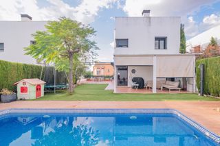 Chalet in Albolote