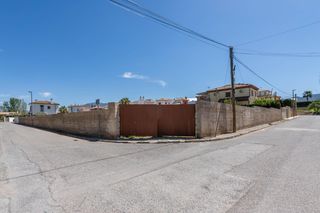 Terreny residencial  Calle de la media luna. Magnífico solar de 1.002 m2 destinado a chalets individuales en