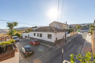 Casa aparellada a La Zubia Ciudad