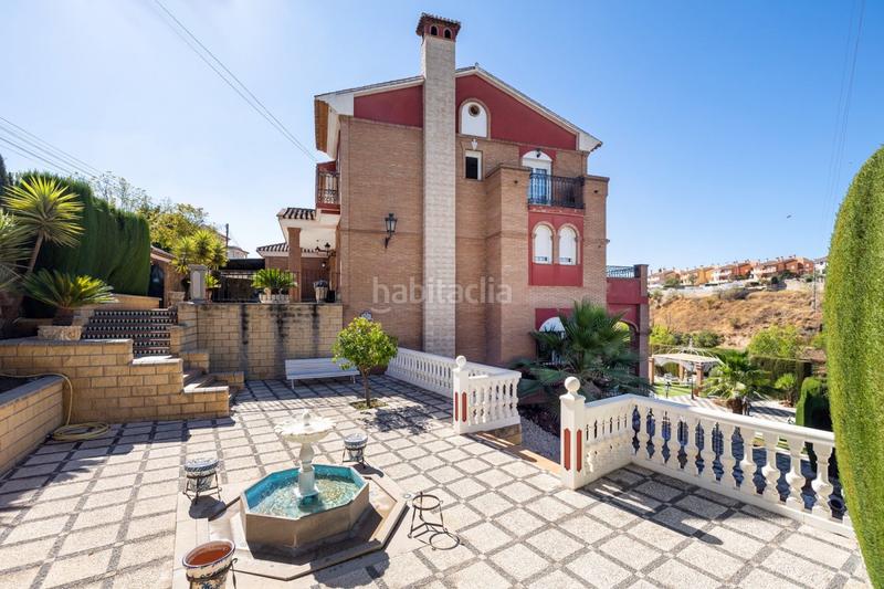 Foto 034b3d7b-a100-4f1e-a110-55725128fe10. Chalet impresionante villa de cuatro plantas en urbanización los cerezos de gojar!! en Gójar