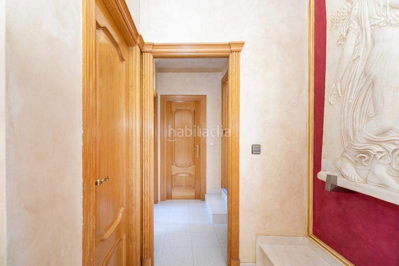 Foto d8c190d2-bd4b-4b18-9802-7d79e52dfba3. Chalet impresionante villa de cuatro plantas en urbanización los cerezos de gojar!! en Gójar