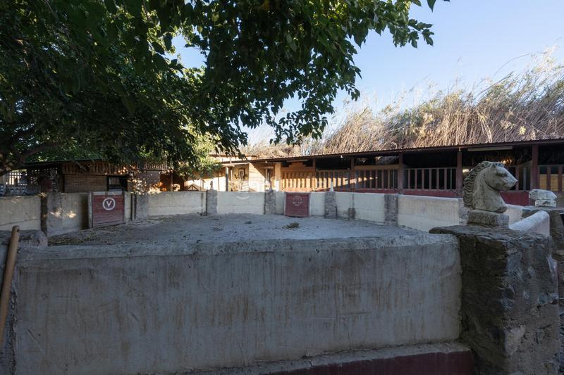 Foto edad4183-9337-4d66-8657-aa11b81e6cf2. Masía en Cumbres Verdes Zubia (La)