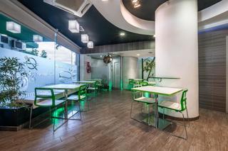 Local Comercial en Calle profesor francisco dalmau 11. Cafetería la contraviesa en venta con 168 m2  junto a centro com