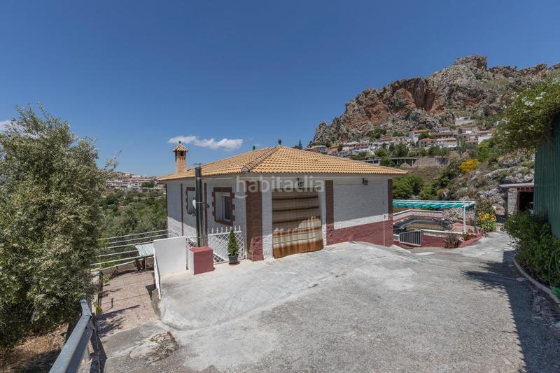Foto 4c739664-5e23-48e1-9910-3dd6f7e2e2e0. Chalet  en cogollos vega en Cogollos de la Vega