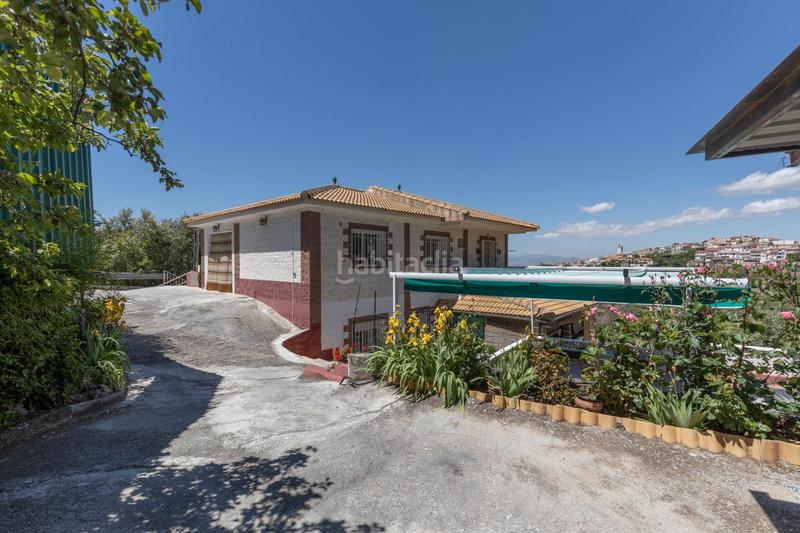 Foto a66cd324-58cb-4d7b-8e47-25de718e82a6. Chalet  en cogollos vega en Cogollos de la Vega