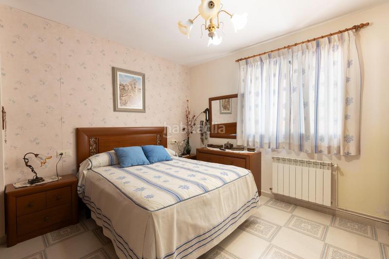 Foto ea35e09e-a794-4a4d-862f-6f0874592fe7. Chalet  en cogollos vega en Cogollos de la Vega