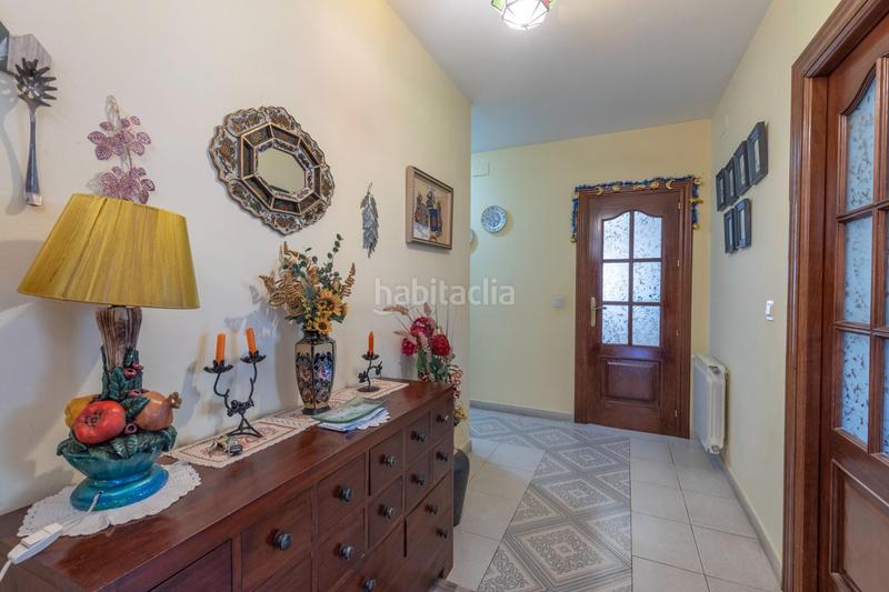Foto f1f8e69a-6979-47f7-85b7-0bf929f122eb. Chalet  en cogollos vega en Cogollos de la Vega