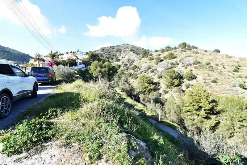 Foto 693bb4f8-ca5b-4dbe-b20a-39018fb368b7. Terreny residencial a Urb. San Antonio Almuñécar