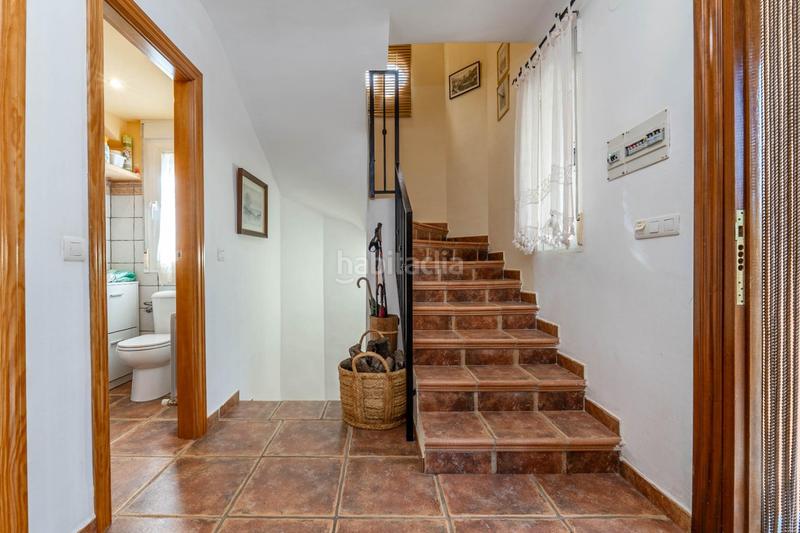 Foto 04721b46-489e-476e-9bb1-5a6c84bfd061. Chalet avec chauffage parking piscine dans Cumbres Verdes Zubia (La)