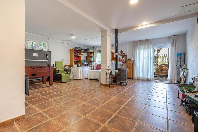 Foto 0998b724-c09b-4693-8337-a4862500e699. Chalet avec chauffage parking piscine dans Cumbres Verdes Zubia (La)