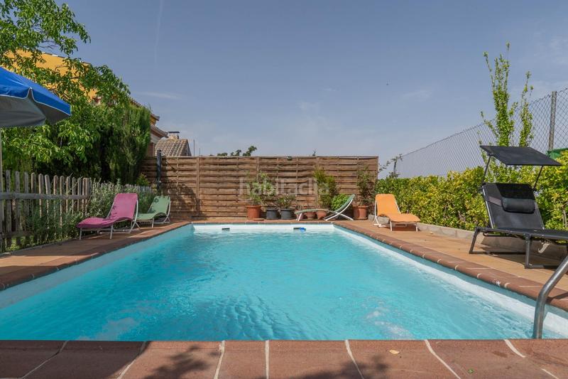 Foto 4a937bfe-62e0-421c-bba1-5b0b57f1fd7e. Chalet avec chauffage parking piscine dans Cumbres Verdes Zubia (La)