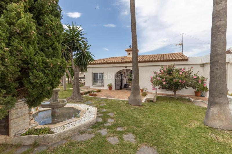 Foto 0fcd37ea-b995-4e25-8ba7-71b52c666259. Chalet con riscaldamento parcheggio piscina in Los Tablones - La Garnatilla Motril