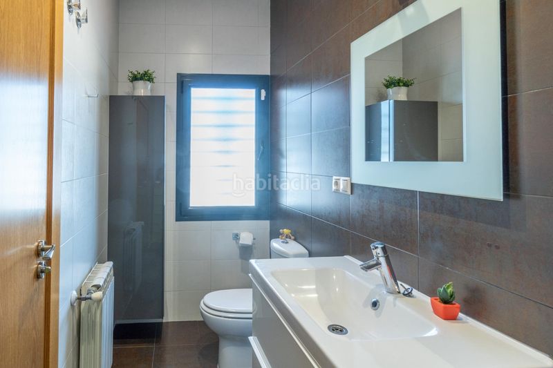 Foto a445a290-be22-442d-8452-f24fe0d32915. Xalet amb aparcament piscina a Polideportivo Alhendín