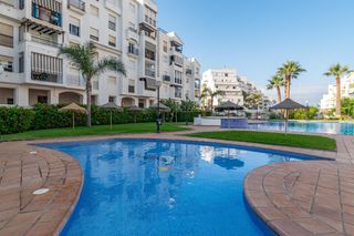 Flat in Avenida avenida andalucia 6. 6. Salobreña...piso junto a la playa de tres dormitorios, dos baños