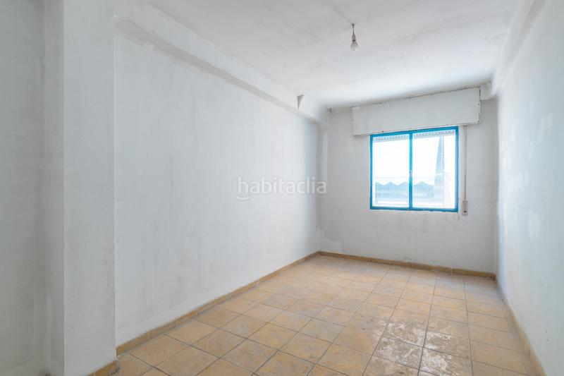 Foto 97dd83d3-d5ca-4119-9f66-a970a25bf9f3. Piso luminoso piso en avenida barcelona en Barrio de Zaidín Granada