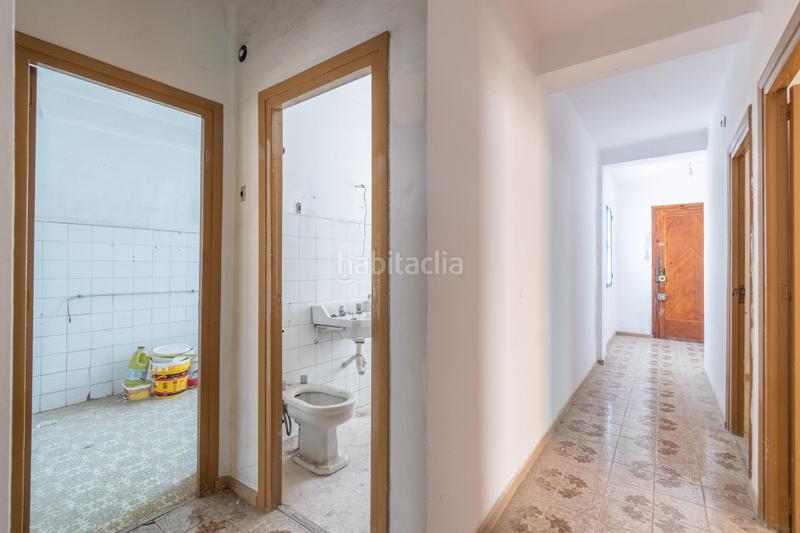 Foto d31890cd-bf61-4420-b4f8-4014df84a227. Piso luminoso piso en avenida barcelona en Barrio de Zaidín Granada