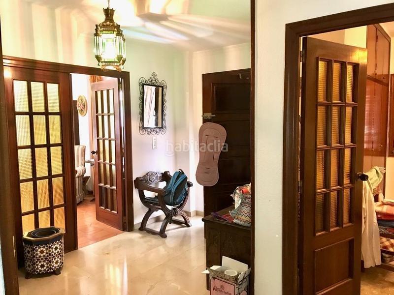Foto c75dc9d1-2a9a-4e26-b5b6-8f82801b612d. Chalet magnífico chalet en pleno centro de la zubia!!! como gran casa o para la construcción de viviendas!! en Zubia (La)