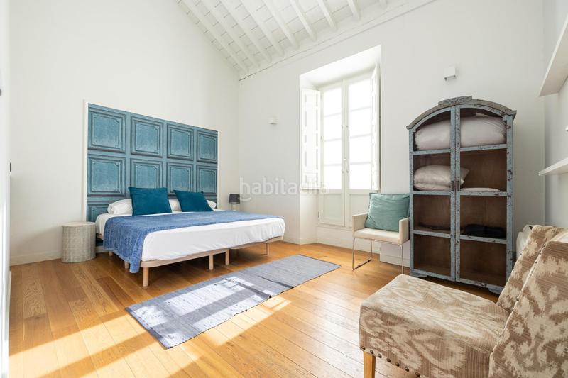 Foto 6656f03b-ac7d-47bd-8628-f8d02a6688cb. Dúplex impresionante piso en dos alturas en el corazón en Granada