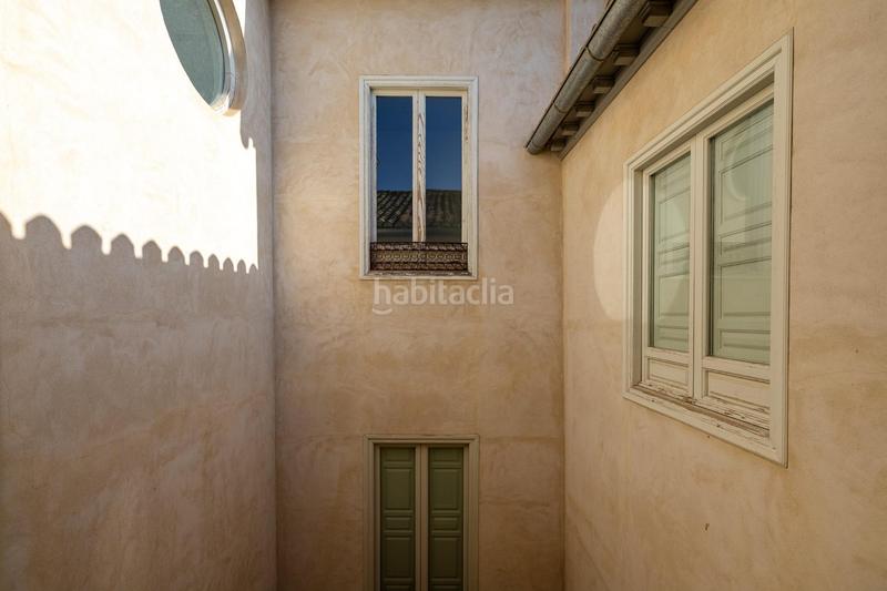 Foto 9338a61a-1e93-4f03-b7ca-523e1d6cf0c0. Dúplex impresionante piso en dos alturas en el corazón en Granada