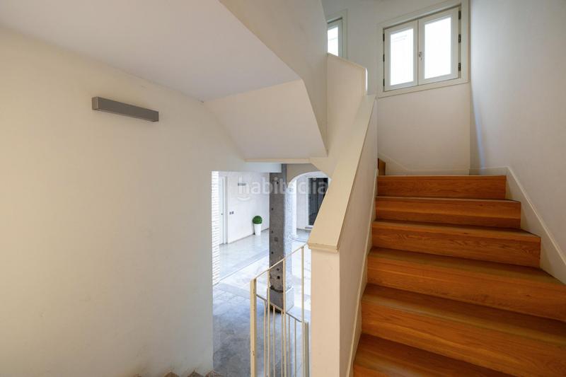 Foto ad8b4c3c-ca20-4116-8e69-08c0dc71187d. Dúplex impresionante piso en dos alturas en el corazón en Granada