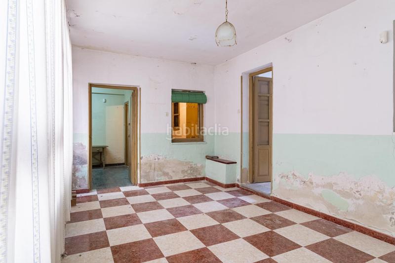 Foto 07ea6593-79ad-418b-9b3f-7b155474f9ce. Casa adosada casa centrica para reformar en Albolote
