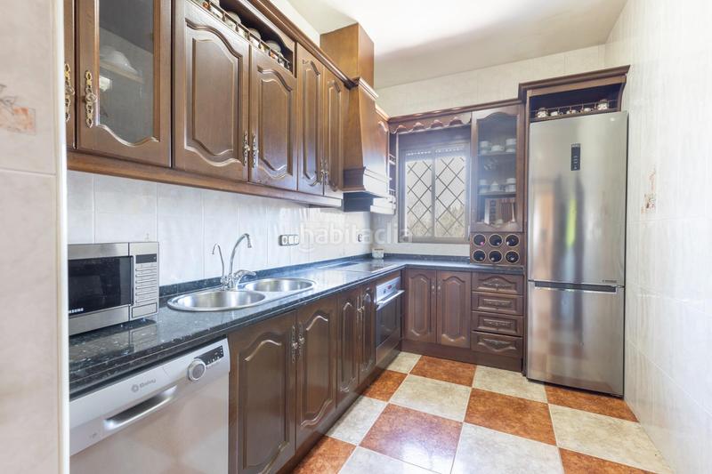 Foto 7094cd51-a80f-4aac-ade5-822084bda802. Maison avec chauffage parking piscine dans Bobadilla Granada