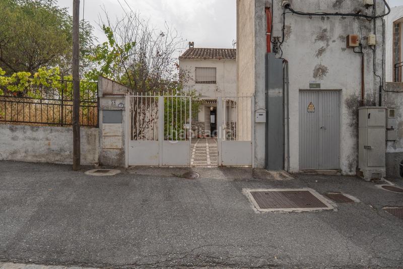 Foto b44ca344-8505-40a8-94a1-94461ac455d8. Chalet en camino de la barrera (far) 58 en el Fargue 2000 metros de parcela segregable con chalet de 178m en tres plantas mas nave de 90 metros!!! en Granada