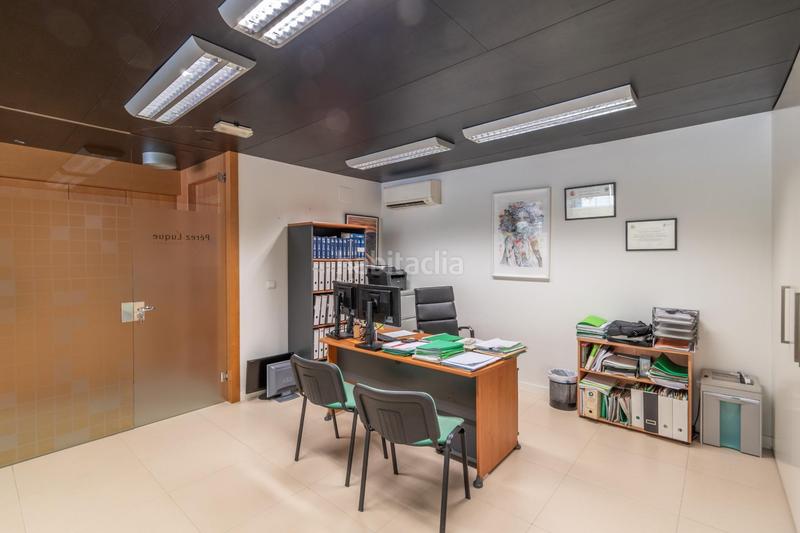 Foto a30d5e37-f2be-409c-8c36-03211c548107. Local comercial en calle tejeros 2 magnífico local en el centro !!! en Motril