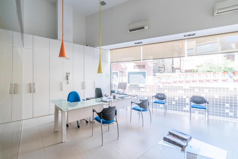 Foto a6722a33-5071-4324-bb9c-f4e086c27175. Local comercial en calle tejeros 2 magnífico local en el centro !!! en Motril