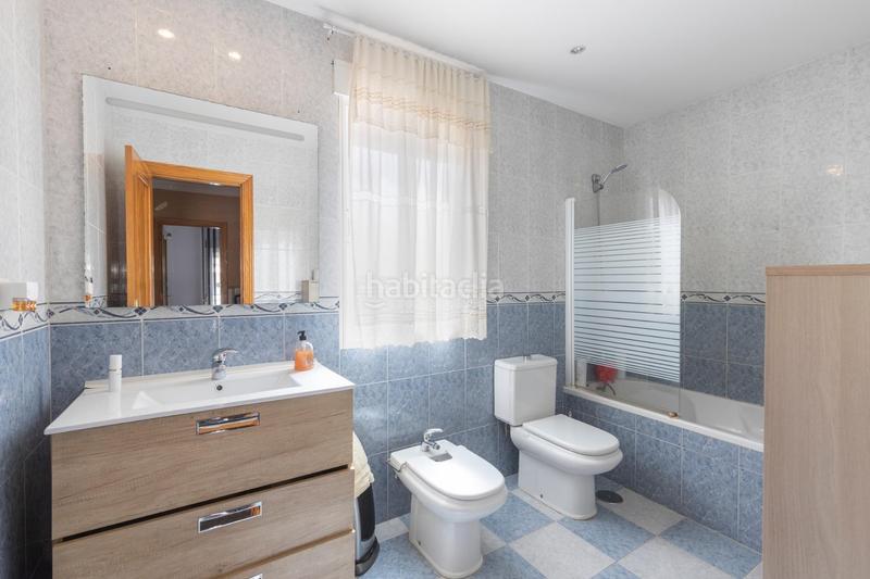 Foto 02971f7f-623e-45f7-a6cd-bd93652c1590. Maison jumelée avec parking dans Maracena