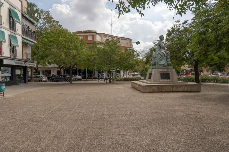 Foto dfea4a80-fd57-43b5-a4a4-ff74c183528f. Locale commerciale in plaza del ángel 2 in Barrio de Zaidín Granada